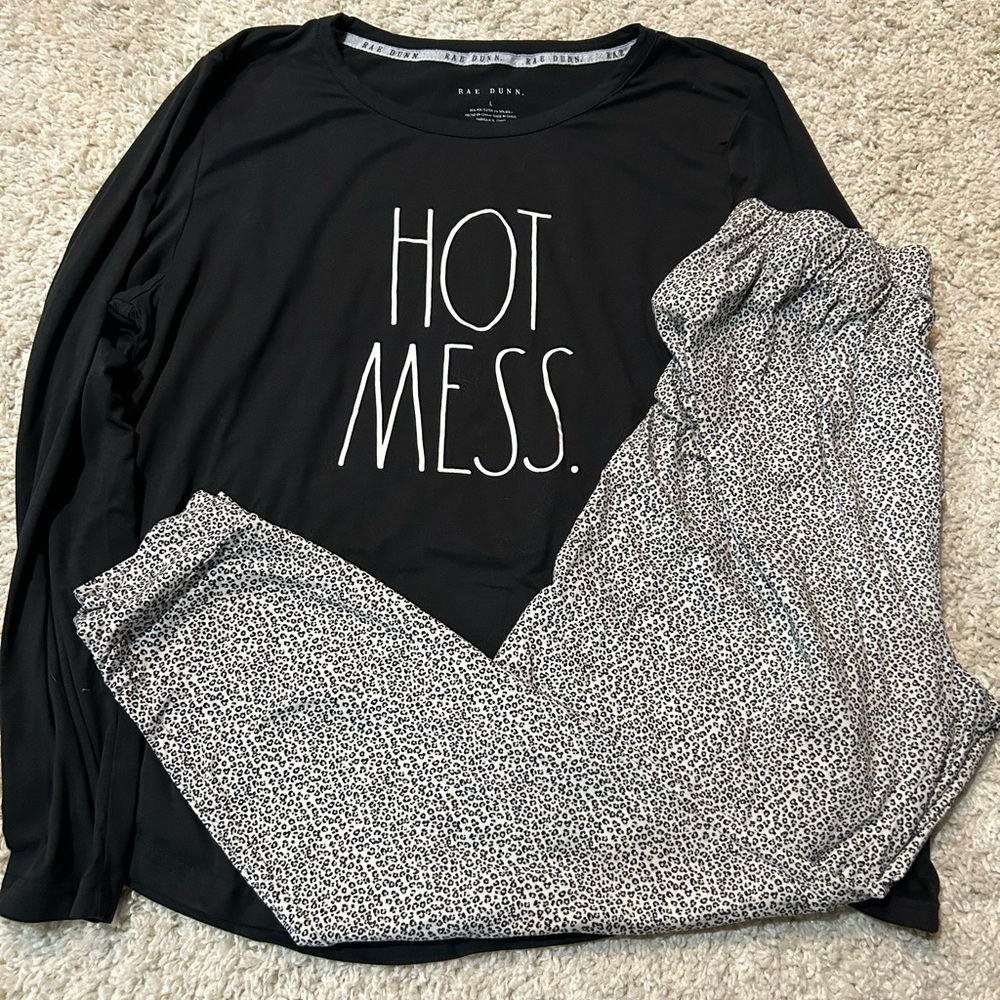 Rae Dunn Women's "HOT MESS" Long Sleeve Top and Joggers Pajama Set